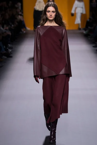 Look 23